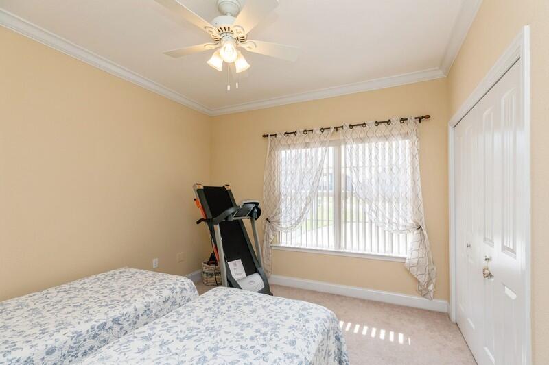 4647 Hermosa Road Crestview, FL 32539 - Photo 27 of 33 a bedroom with a bed and a window