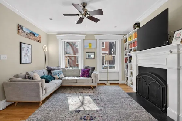 $5,500 | 15 Mt Vernon Street, Unit 2, Boston, MA 02129