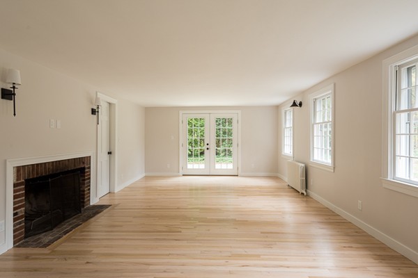 85 R Summer Street Hingham, MA 02043 - Photo 12 of 22 Gallery Image 12