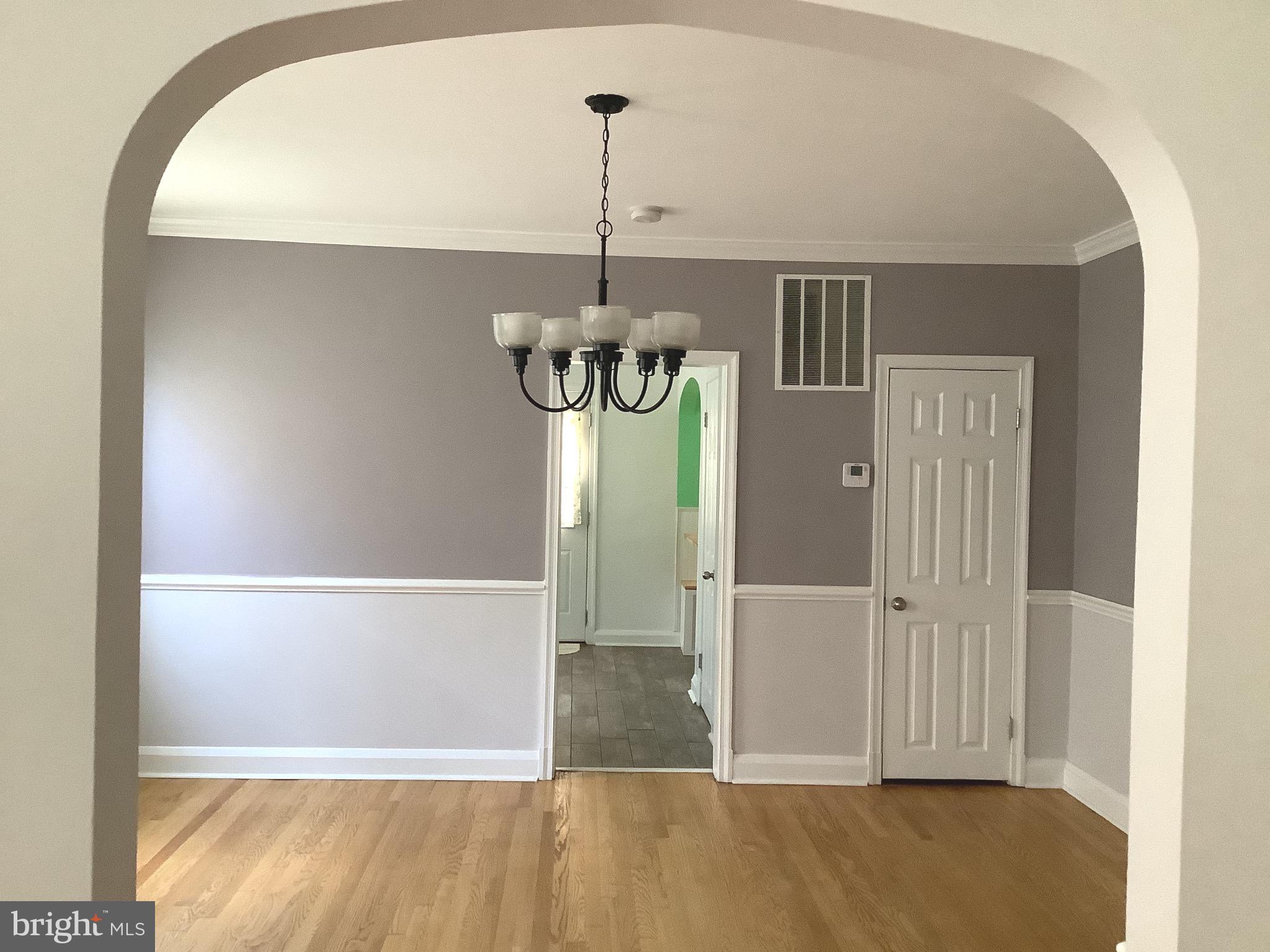 4637 Harcourt Road Baltimore, MD 21214 - Photo 3 of 21