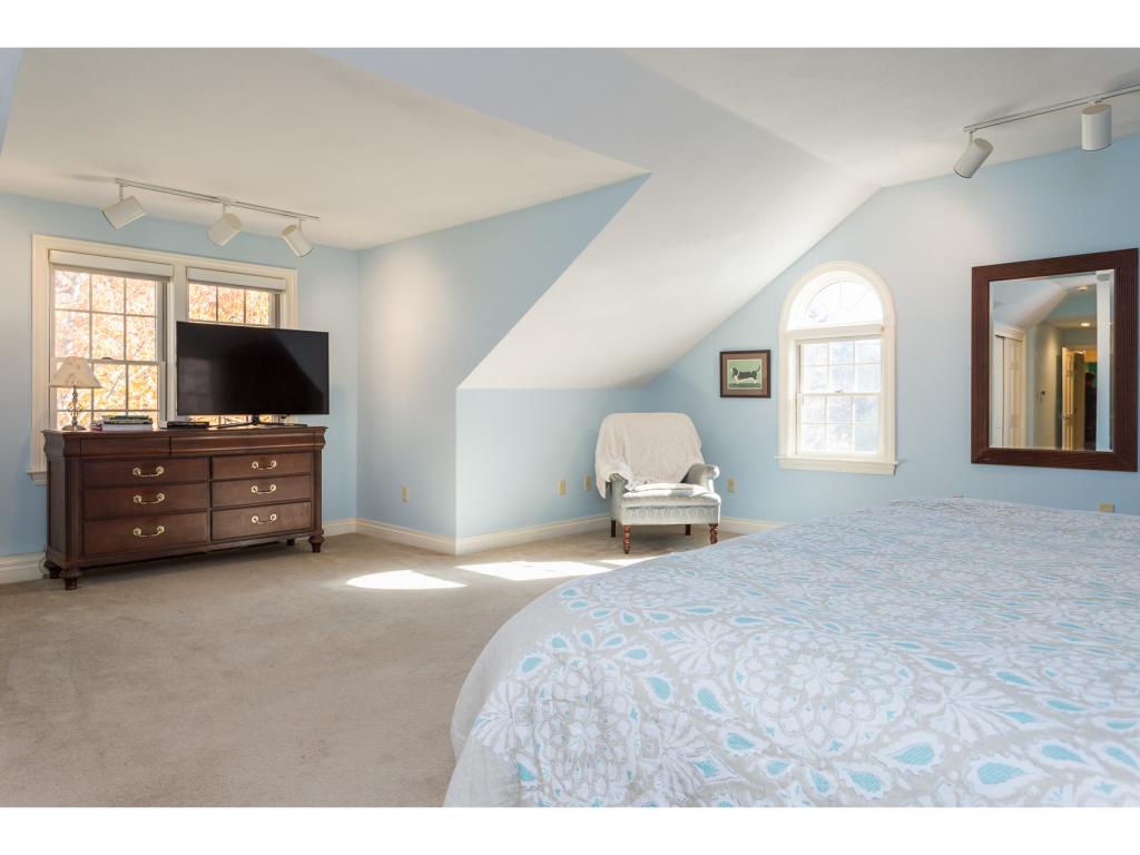5 Merles Lane Stratham, NH 03885 - Photo 30 of 35