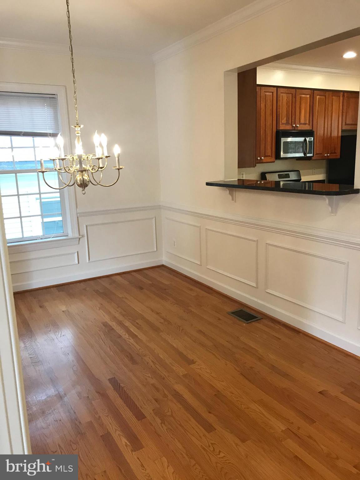 5654 8th Road North Arlington, VA 22205 - Photo 5 of 38