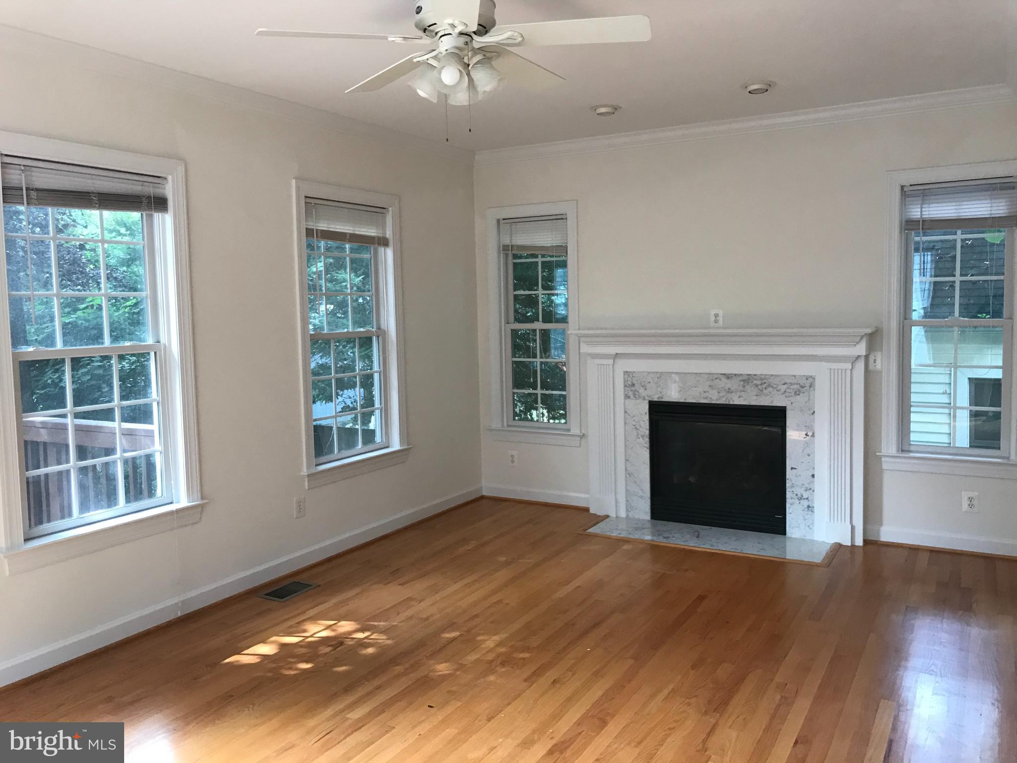 5654 8th Road North Arlington, VA 22205 - Photo 6 of 38