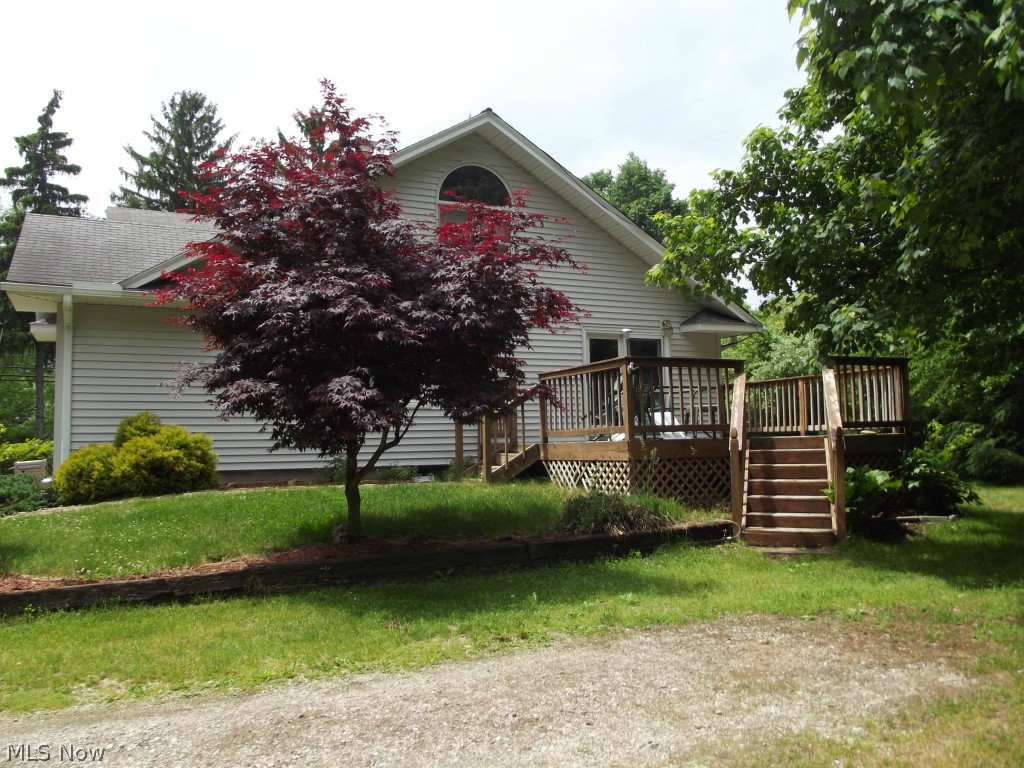 2379 Hubbard Road Madison, OH 44057 - Photo 4 of 25