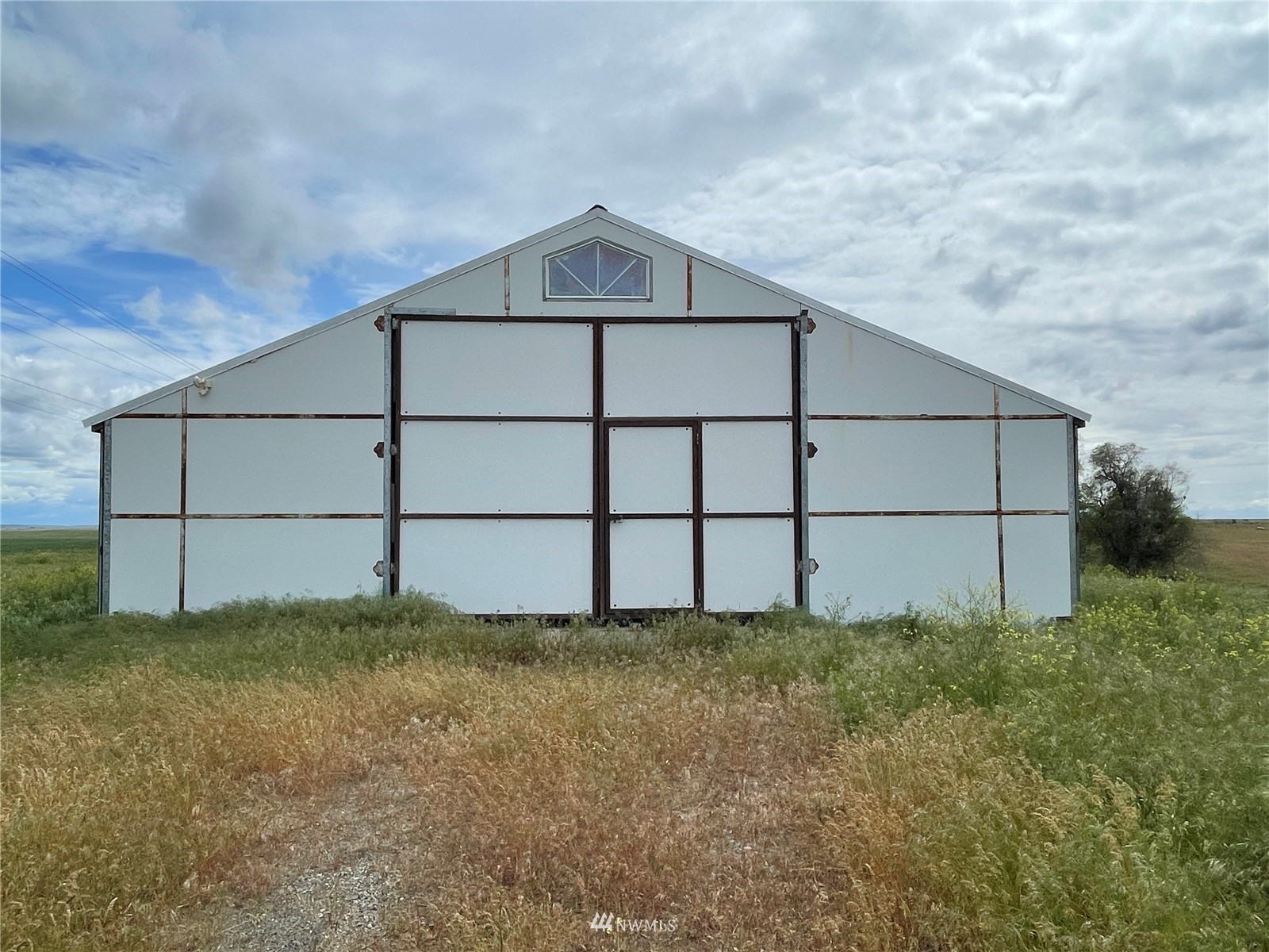 1803 East Tokio Road Ritzville, WA 99169 - Photo 31 of 35 a view of a backyard