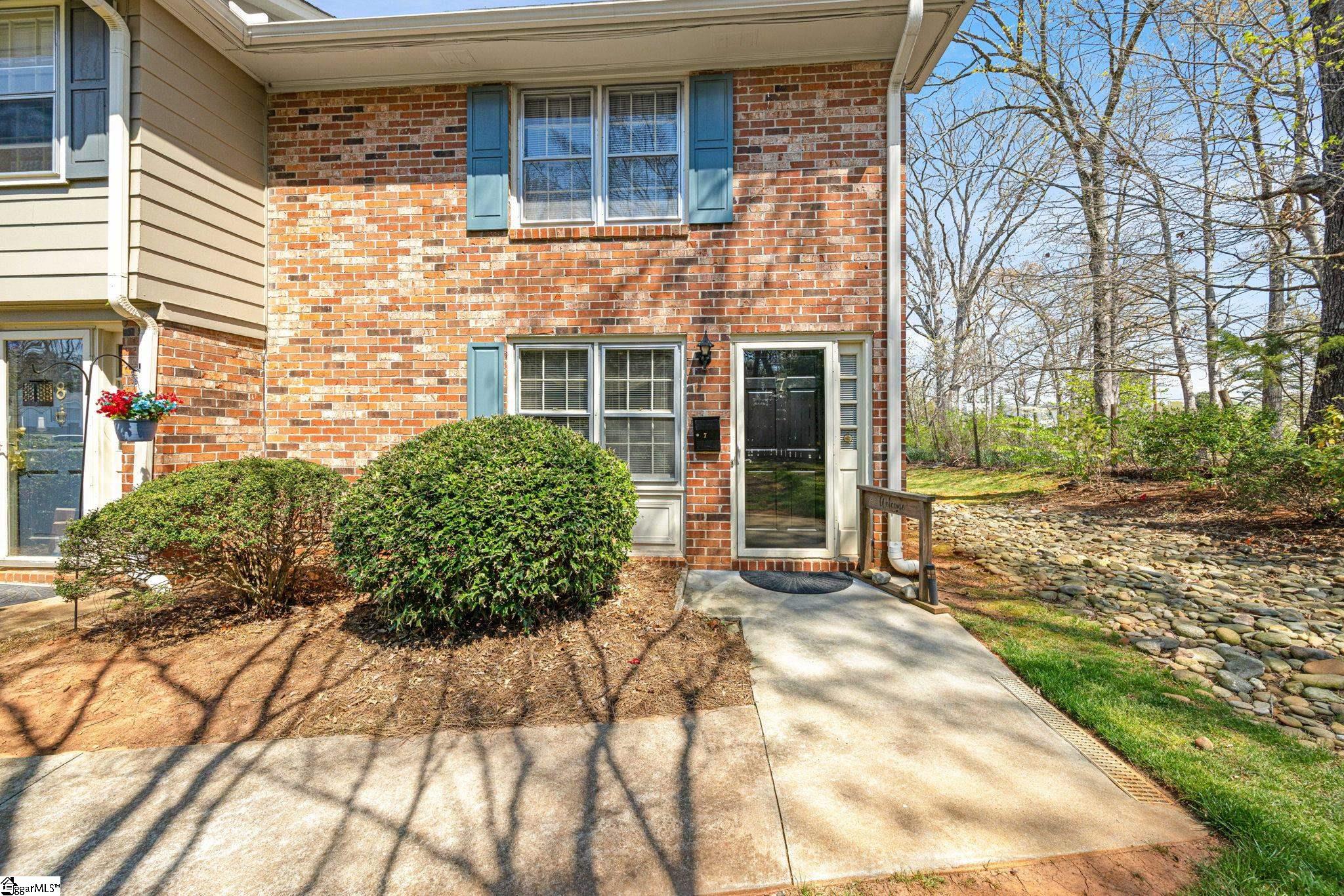 710 Hunts Bridge Road, Unit 6 Greenville, SC 29617 - Photo 2 of 32