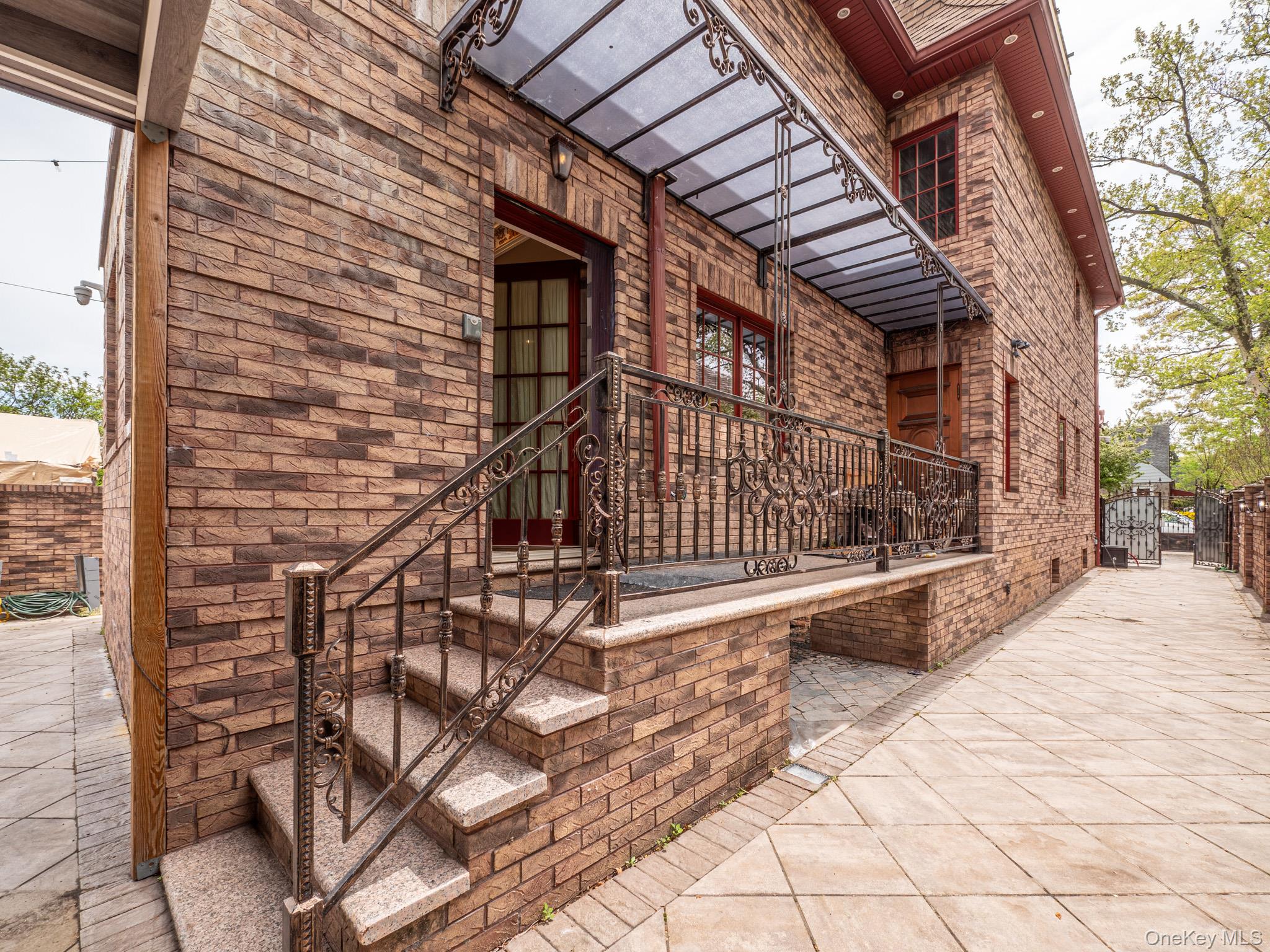 179-15 80th Road Queens, NY 11366 - Photo 35 of 35 a view of entryway with wooden floor