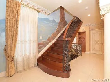 a view of entryway