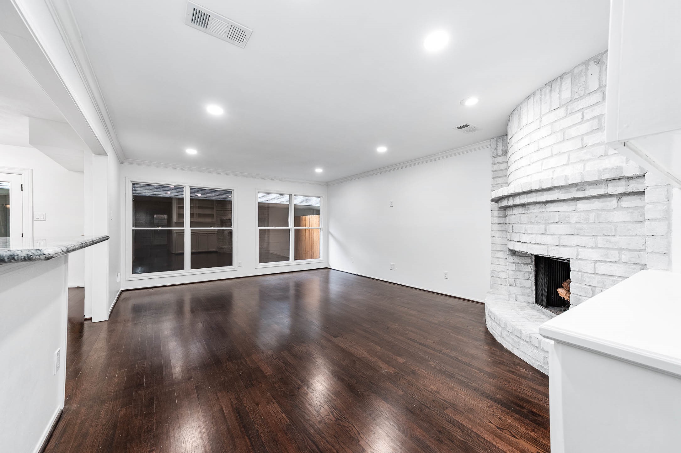 727 Bunker Hill Road, Unit 104 Houston, TX 77024 - Photo 31 of 34