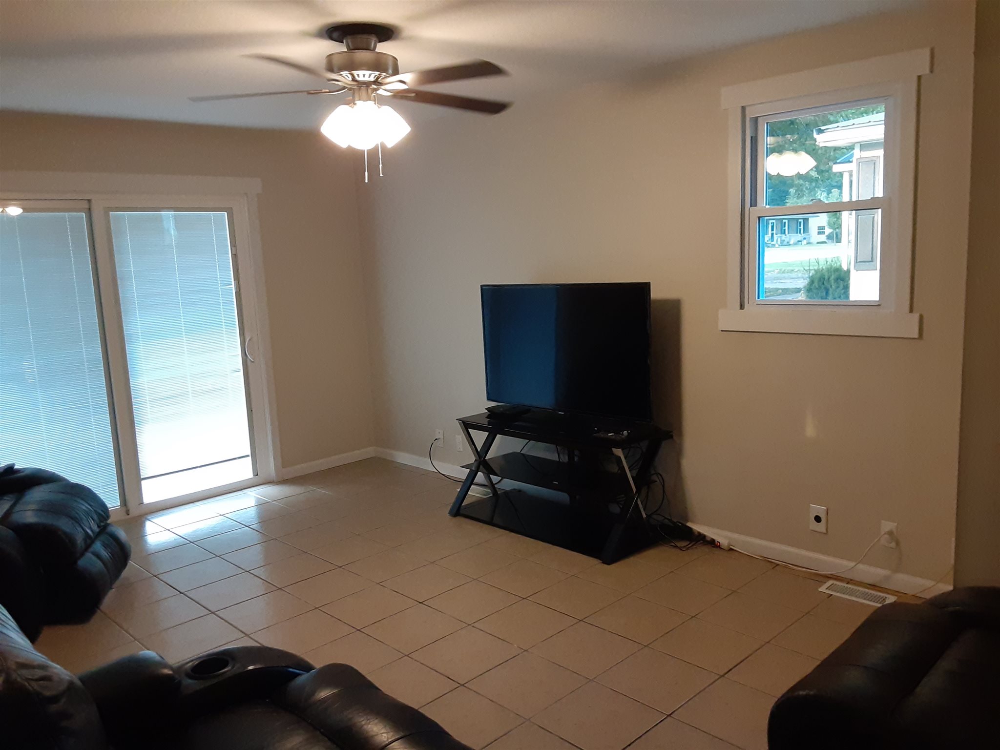 207 Roland Street Vincennes, IN 47591 - Photo 14 of 31 Gallery Image 14