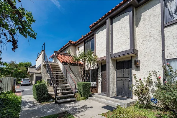 $449,000 | 925 Cabrillo Drive, Unit C, Duarte, CA 91010