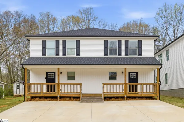 $429,000 | 8 Robin Hood Road, Taylors, SC 29687