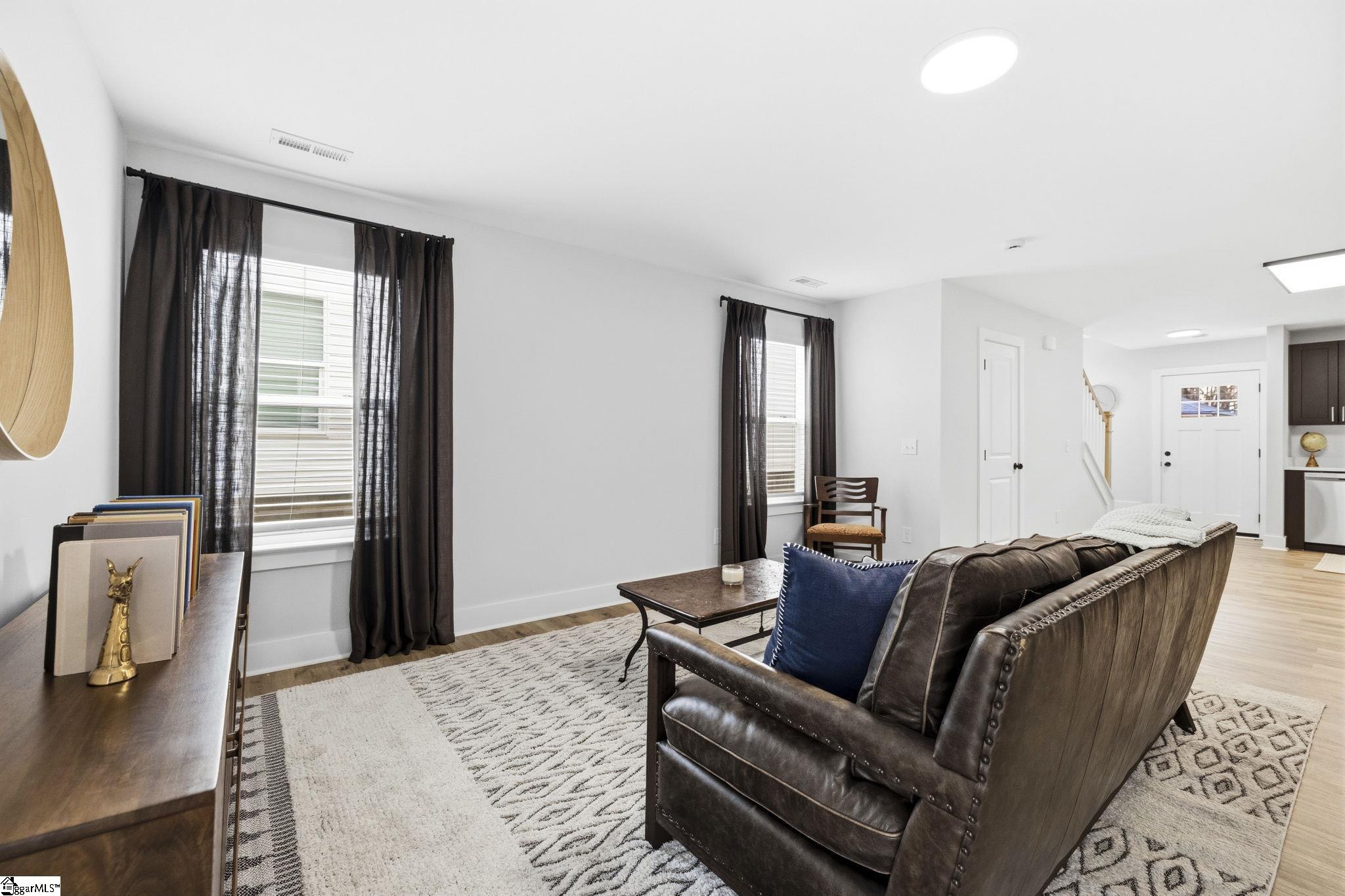 8 Robin Hood Road Taylors, SC 29687 - Photo 11 of 30