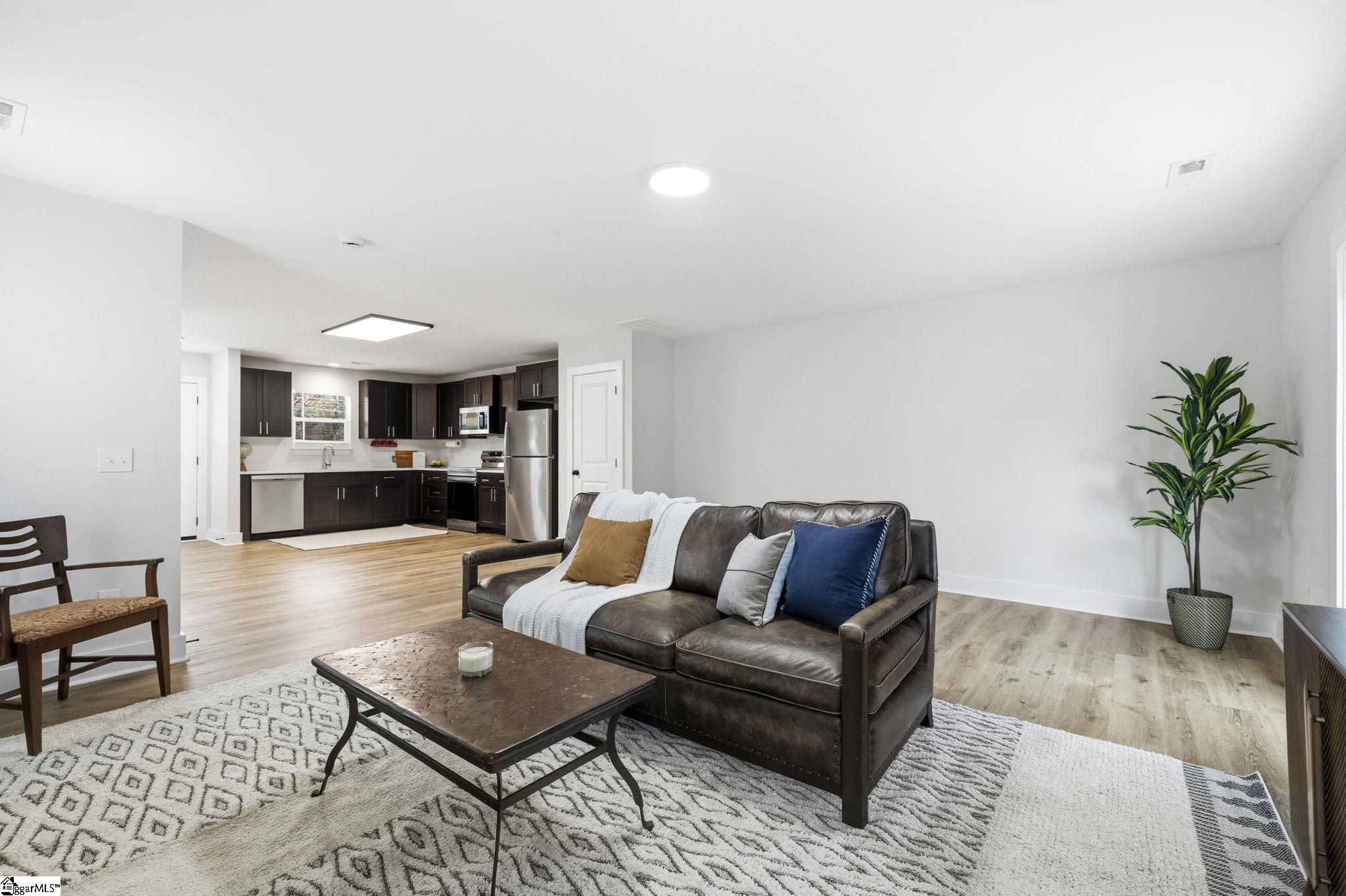 8 Robin Hood Road Taylors, SC 29687 - Photo 12 of 30