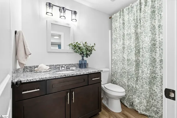 $429,000 | 8 Robin Hood Road, Taylors, SC 29687