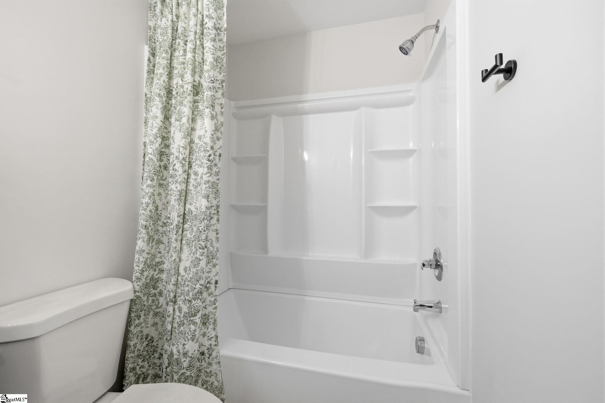 8 Robin Hood Road Taylors, SC 29687 - Photo 28 of 30