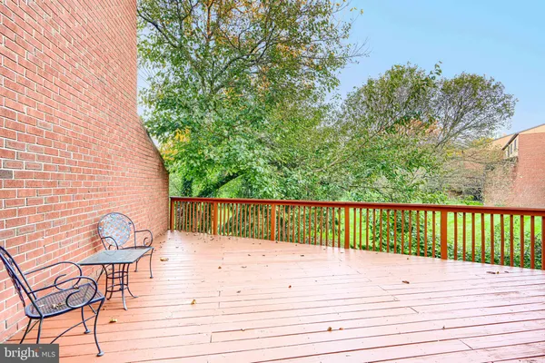 $449,900 | 8223 Ruxton Crossing Court, Towson, MD 21204