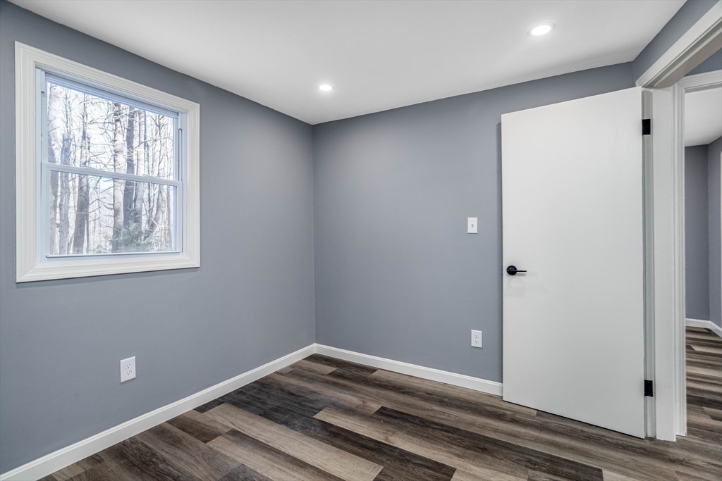 502 Brockelman Road Lancaster, MA 01523 - Photo 28 of 42 Gallery Image 28