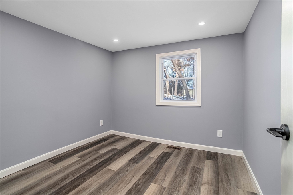 502 Brockelman Road Lancaster, MA 01523 - Photo 29 of 42 Gallery Image 29