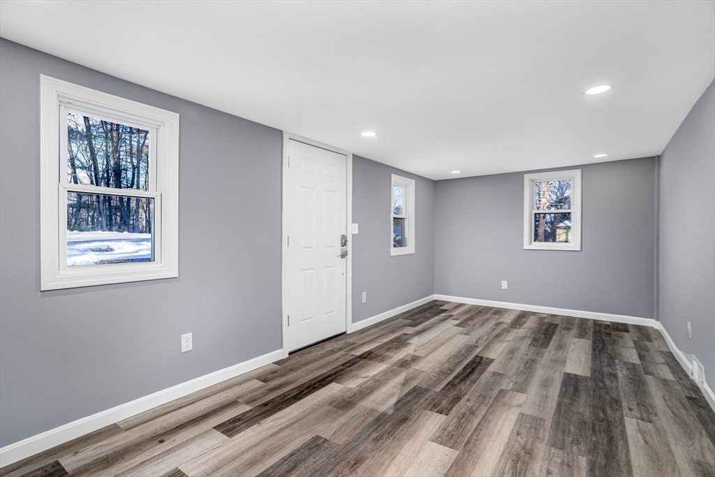 502 Brockelman Road Lancaster, MA 01523 - Photo 9 of 42 Gallery Image 9