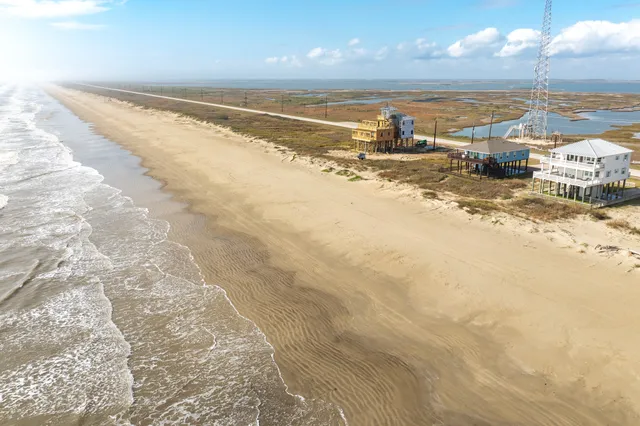 $349,000 | 7948 Bluewater Highway, Freeport, TX 77541