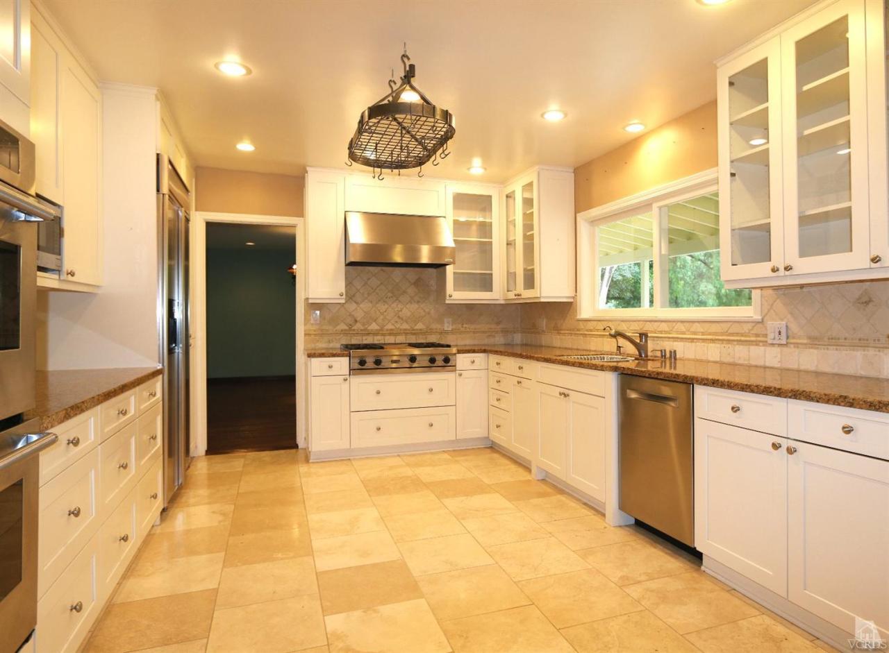 24962 Jim Bridger Road Hidden Hills, CA 91302 - Photo 6 of 16 Additional Photo