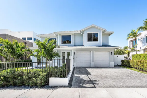 $2,500,000 | 412 Southeast 4th Avenue, Delray Beach, FL 33483