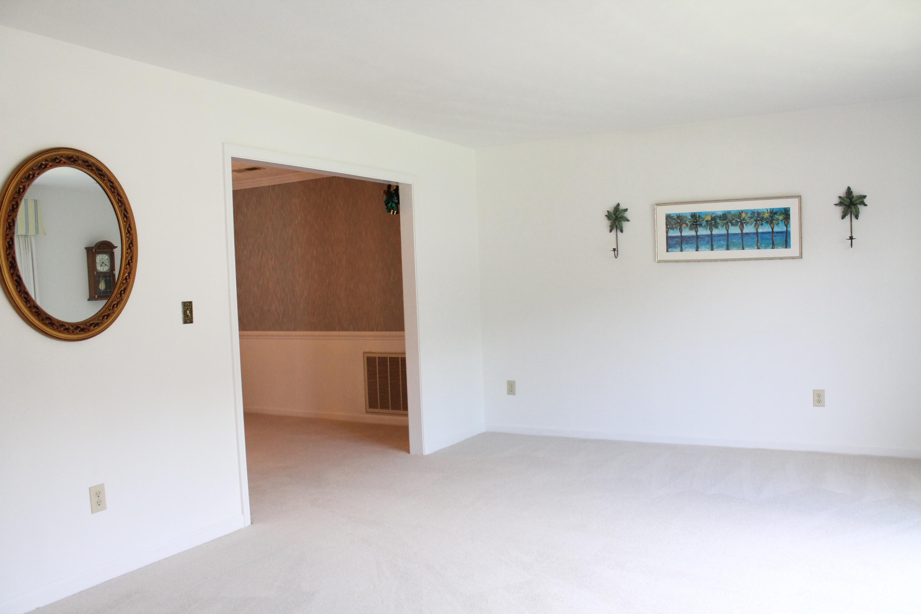 3420 Valentine Road Southwest Roanoke, VA 24018 - Photo 2 of 65 IMG_5955