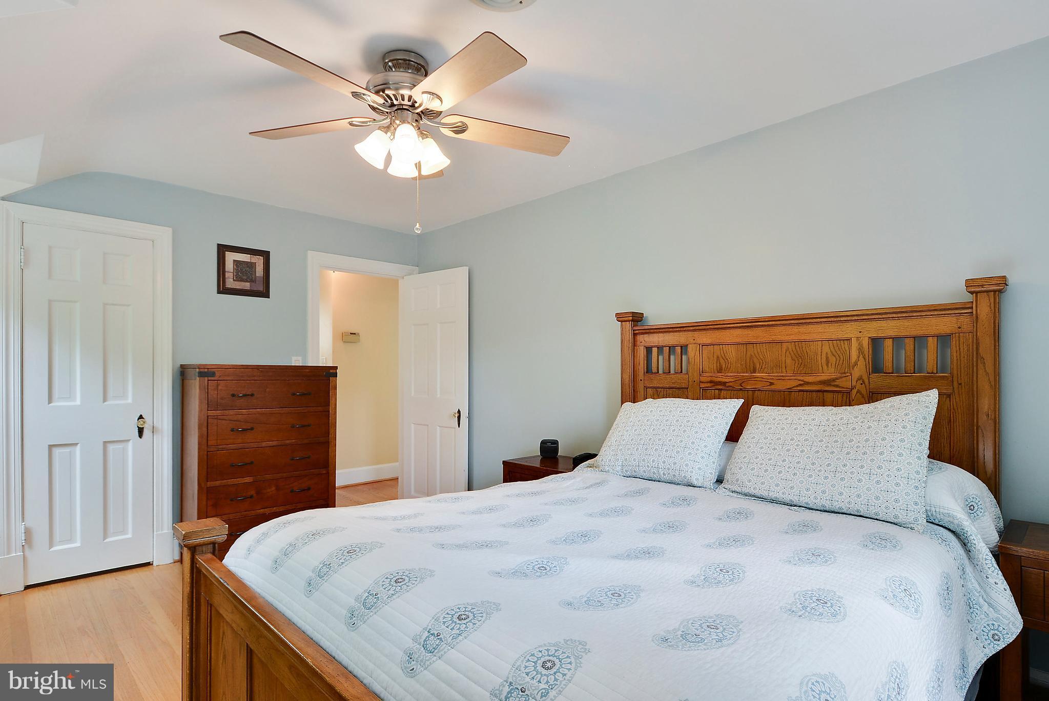 2700 Farm Road Alexandria, VA 22302 - Photo 16 of 30 Bedroom (Master)