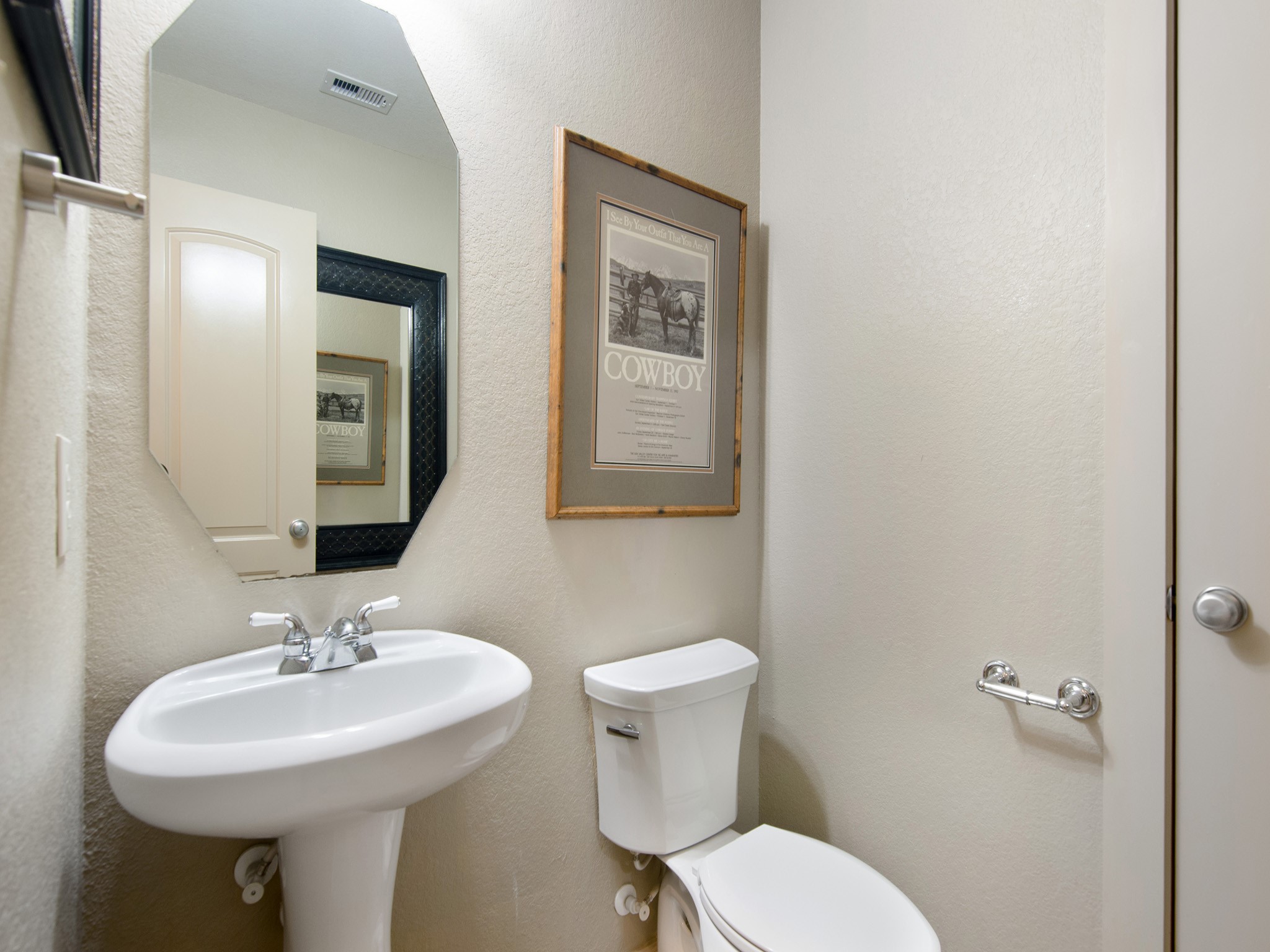28323 Ryans Ridge Lane Spring, TX 77386 - Photo 13 of 45 A conveniently located guest bath and nearby storage closet add everyday functionality to the main level.