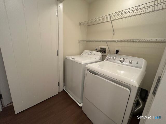 111 Morgan Street, Unit TH5 Stamford, CT 06905 - Photo 17 of 23 a utility room with dryer and washer