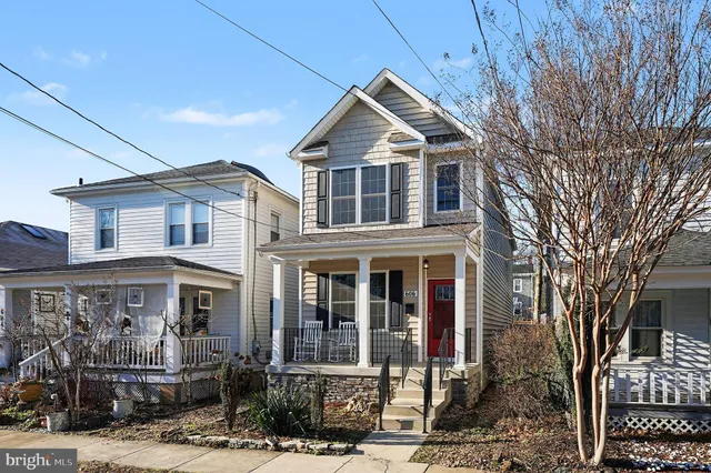 $569,000 | 606 Shepherd Street, Fredericksburg, VA 22401