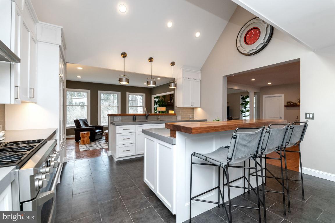 13388 Hunt Ridge Road Ellicott City, MD 21042 - Photo 20 of 74 Gallery Image 20