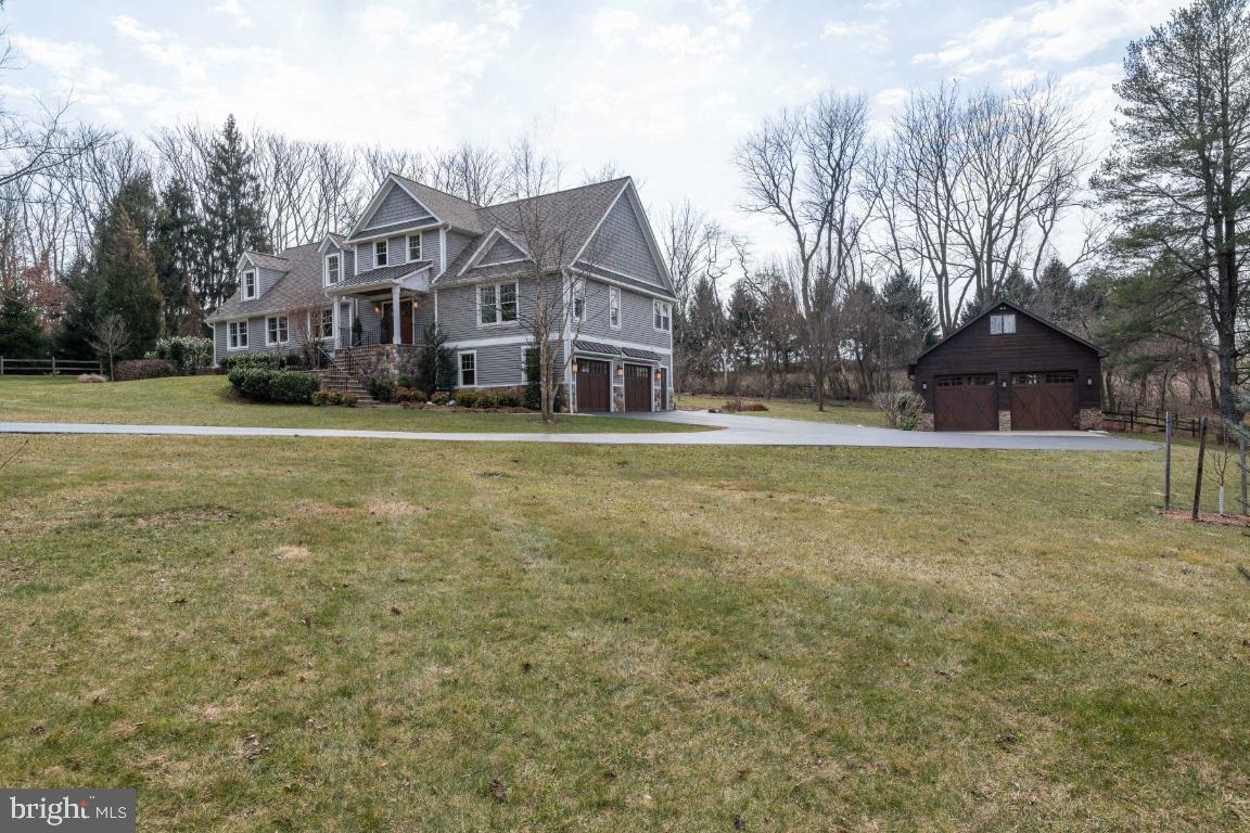 13388 Hunt Ridge Road Ellicott City, MD 21042 - Photo 4 of 74 Gallery Image 4