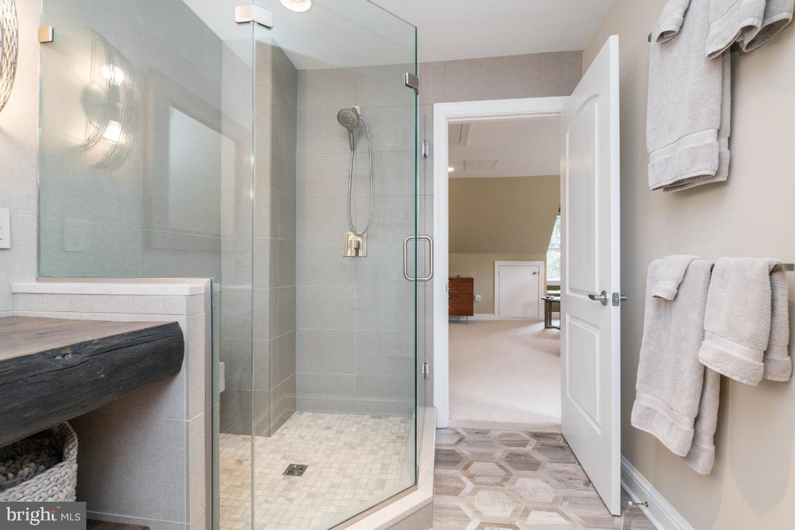 13388 Hunt Ridge Road Ellicott City, MD 21042 - Photo 44 of 74 Gallery Image 44