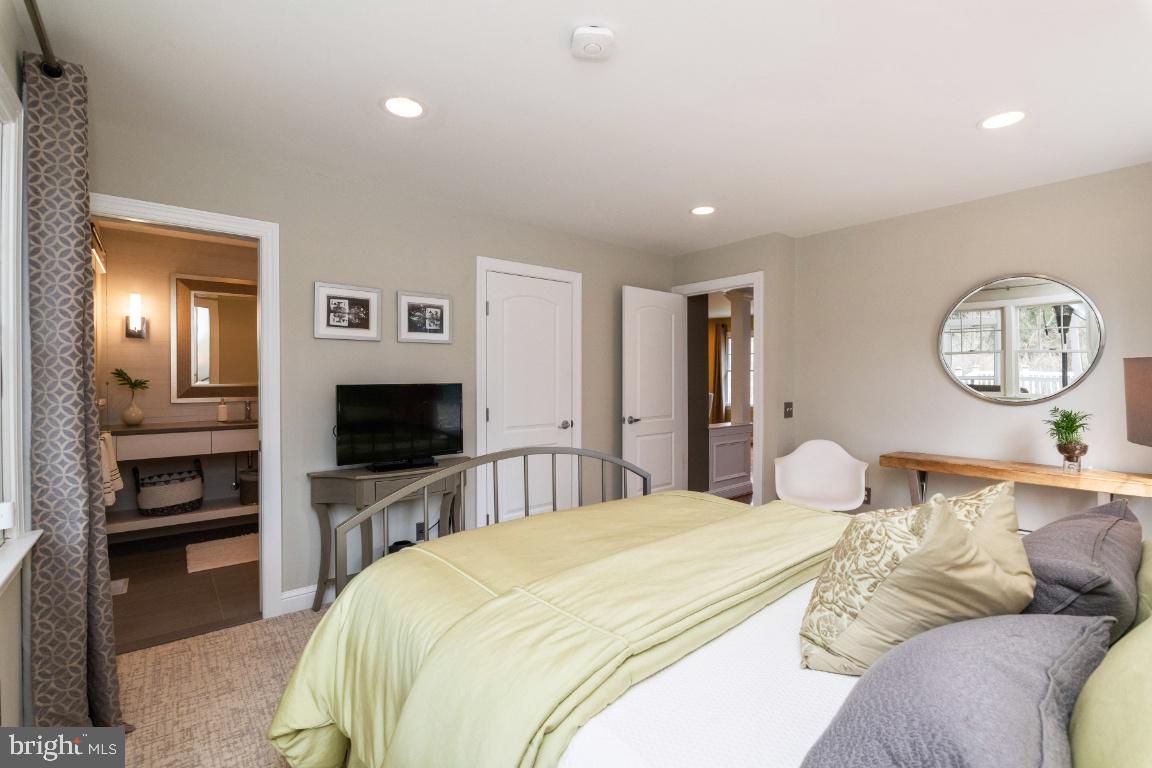 13388 Hunt Ridge Road Ellicott City, MD 21042 - Photo 54 of 74 Gallery Image 54