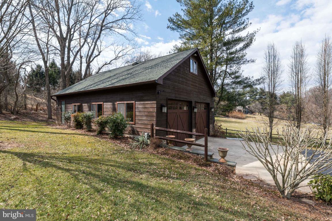 13388 Hunt Ridge Road Ellicott City, MD 21042 - Photo 70 of 74 Gallery Image 70