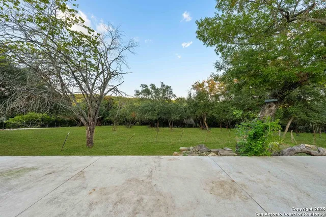 $250,000 | 499 Private Road 180, Helotes, TX 78023