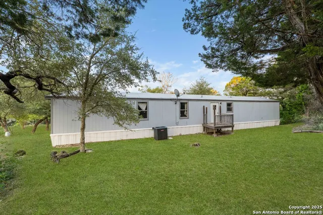 $250,000 | 499 Private Road 180, Helotes, TX 78023