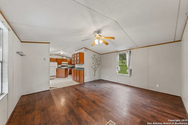 $250,000 | 499 Private Road 180, Helotes, TX 78023