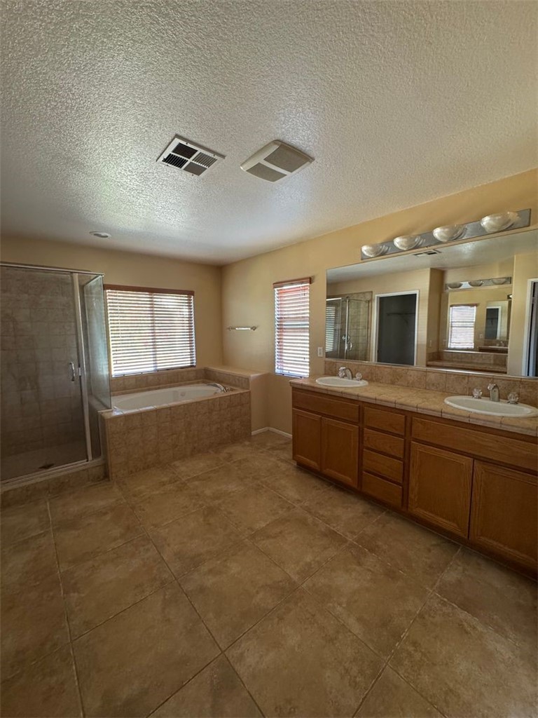 35674 Yellowstone Street Winchester, CA 92596 - Photo 14 of 37