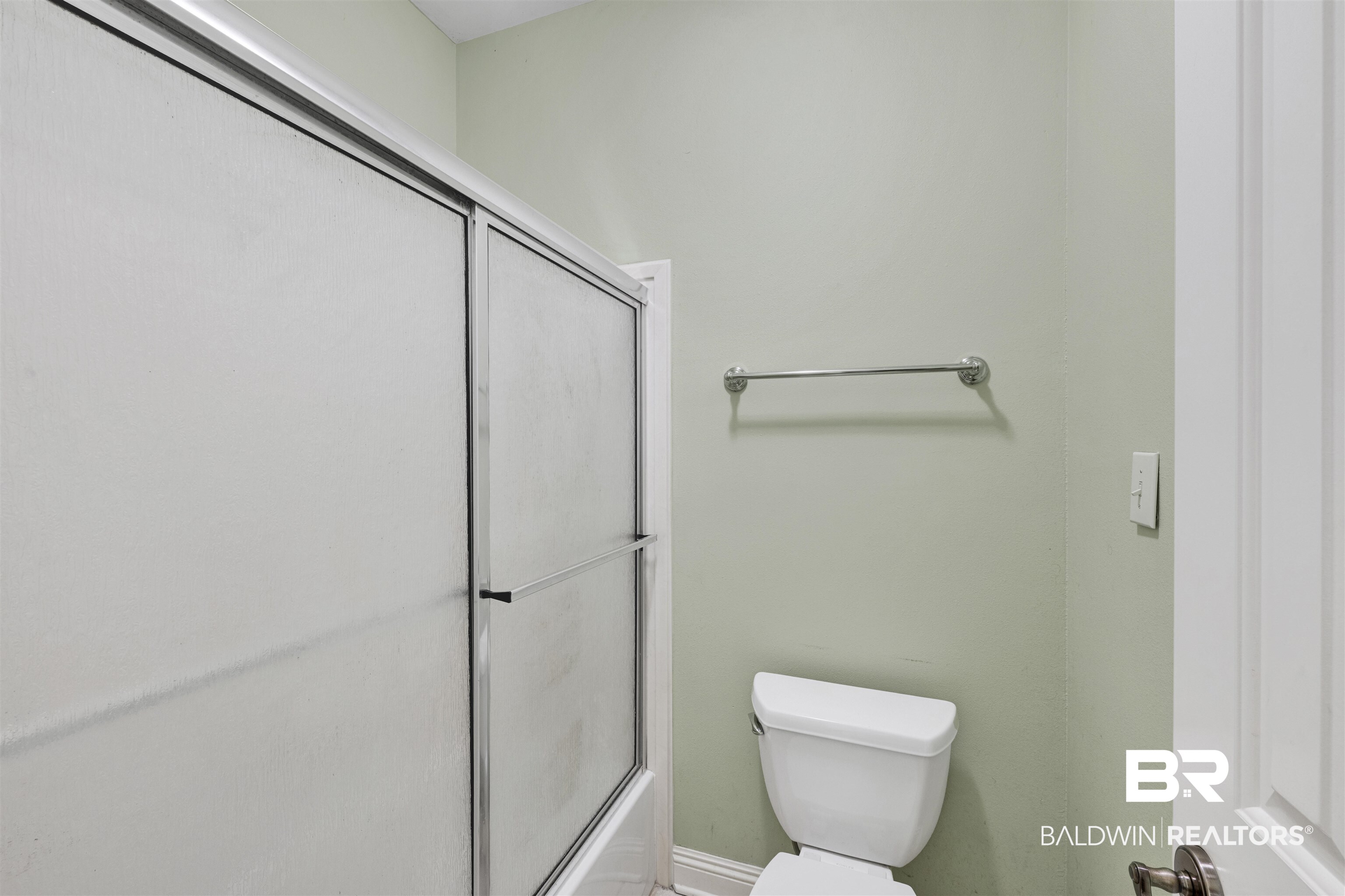 37 Signal Hill Road Spanish Fort, AL 36527 - Photo 41 of 50 Guest bath upstairs