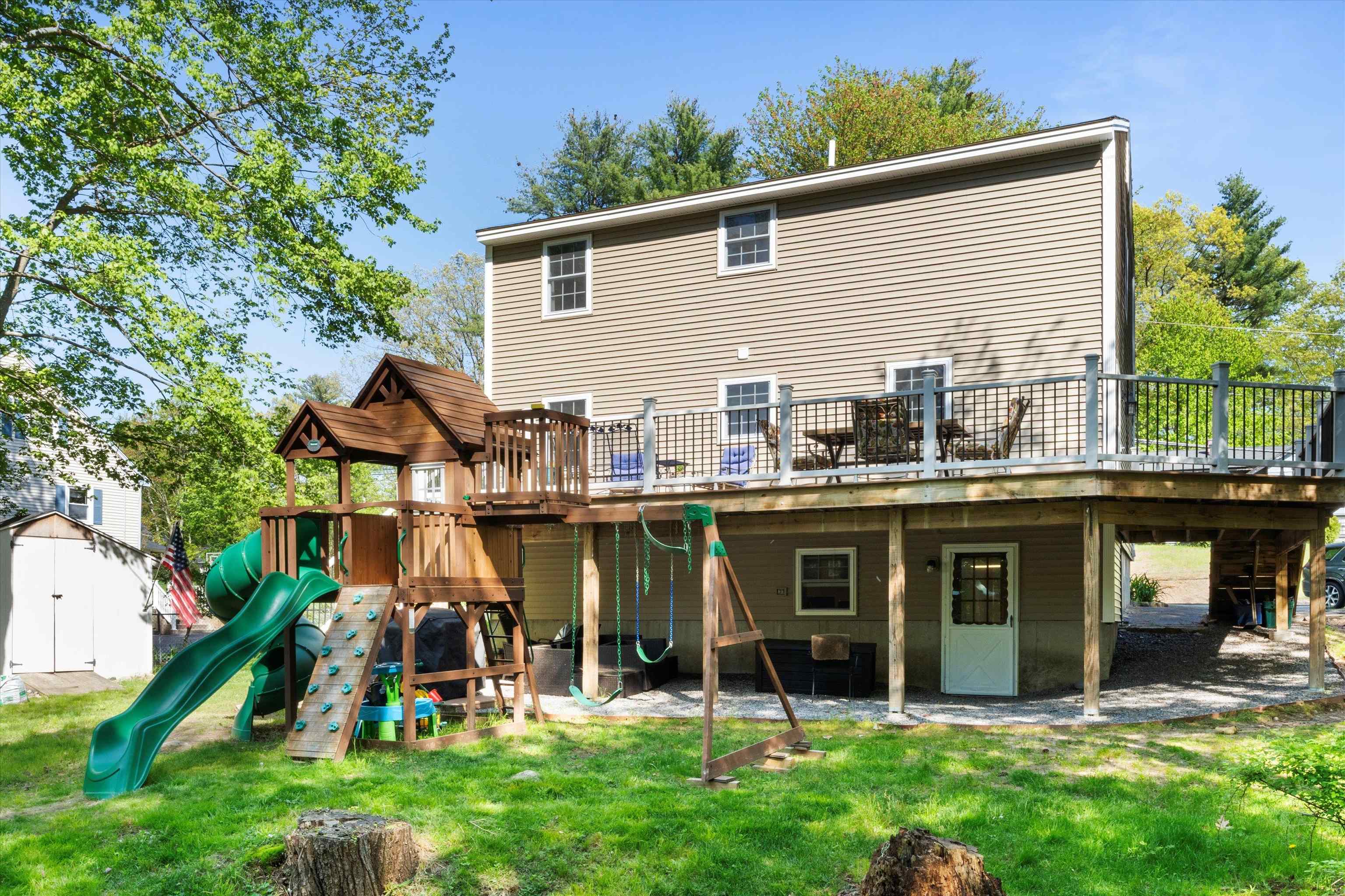 237 Harris Road Nashua, NH 03062 - Photo 20 of 37