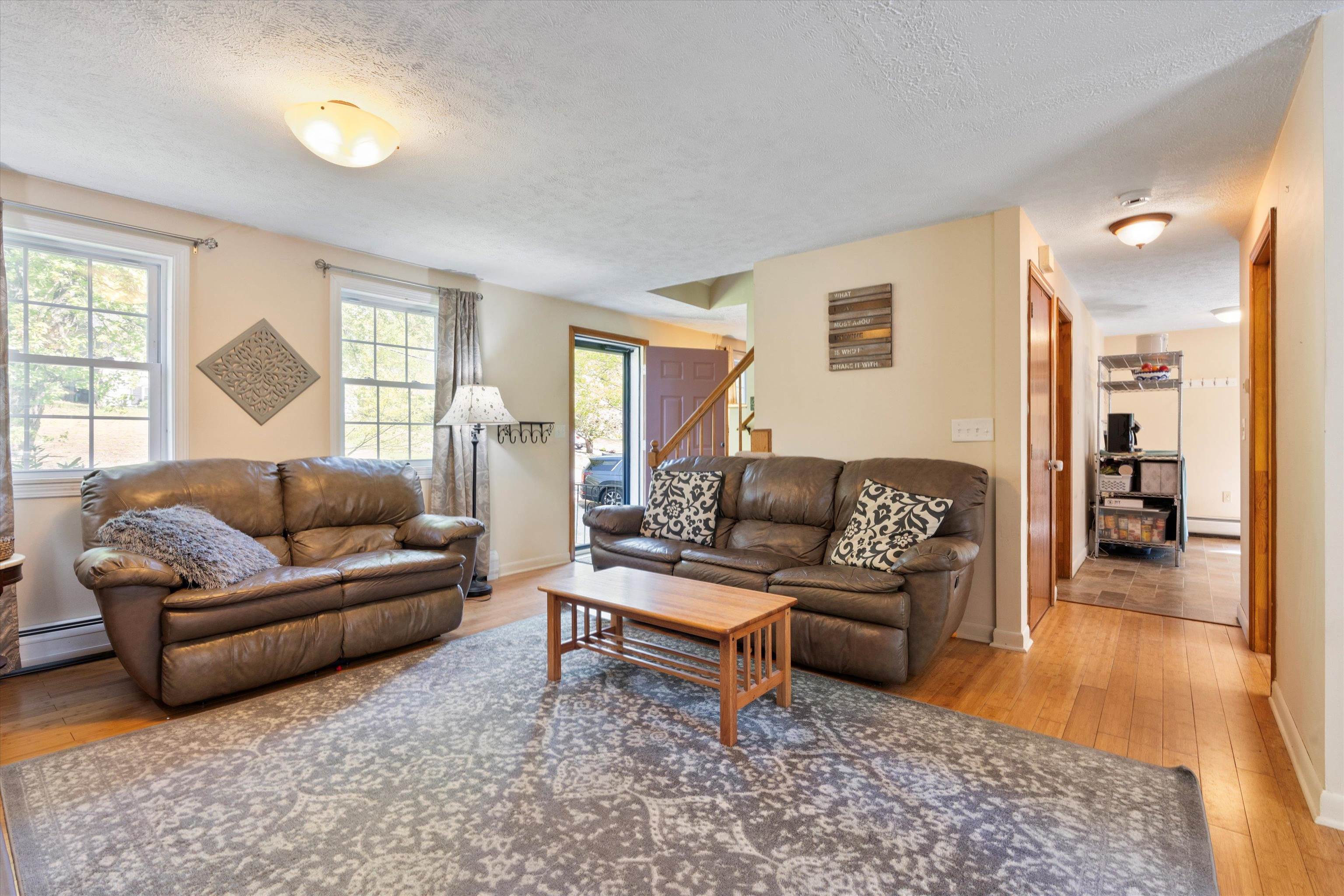 237 Harris Road Nashua, NH 03062 - Photo 35 of 37