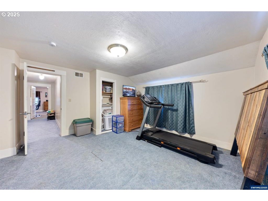 1111 Southwest Levens Street Dallas, OR 97338 - Photo 14 of 36