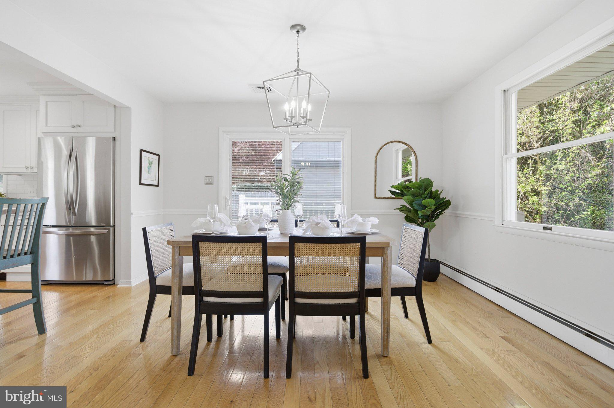 3104 North Providence Road Media, PA 19063 - Photo 10 of 47 Bright and inviting dining space.