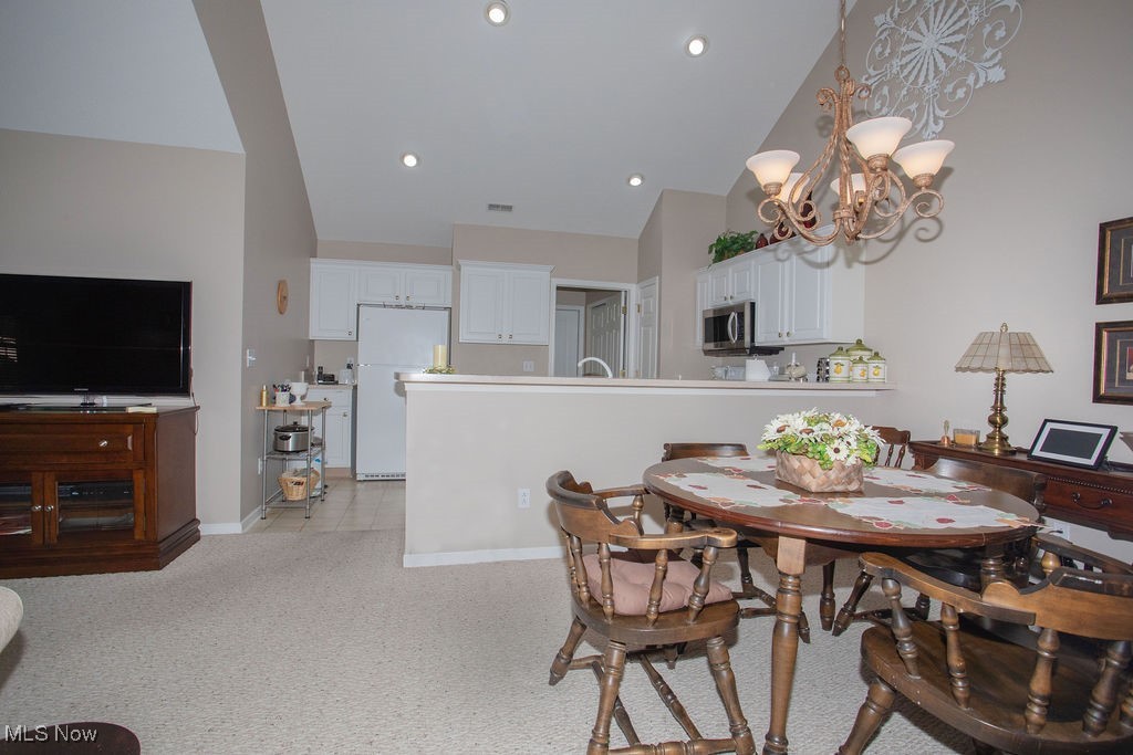 9151 Springfield Road, Unit 202 Youngstown, OH 44514 - Photo 17 of 27 Gallery Image 17