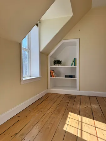 $324,500 | 348 Broadway, Rockland, ME 04841