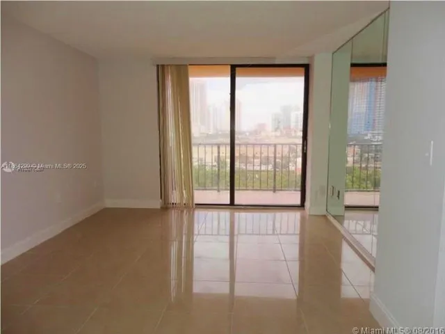 $367,000 | Sunny Isles Beach, Sunny Isles Beach, FL 33160