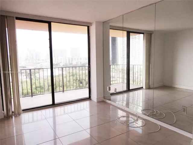$367,000 | Sunny Isles Beach, Sunny Isles Beach, FL 33160